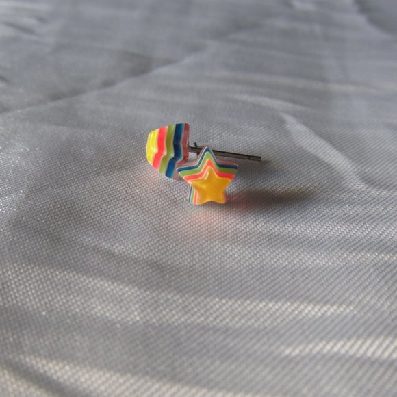 🌈Deal! Rainbow Stud Earrings🌈 - Picture 6 of 7